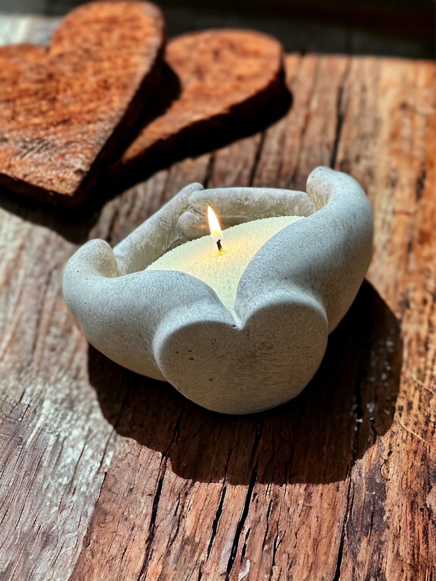 Base Cement Hand Shaped container